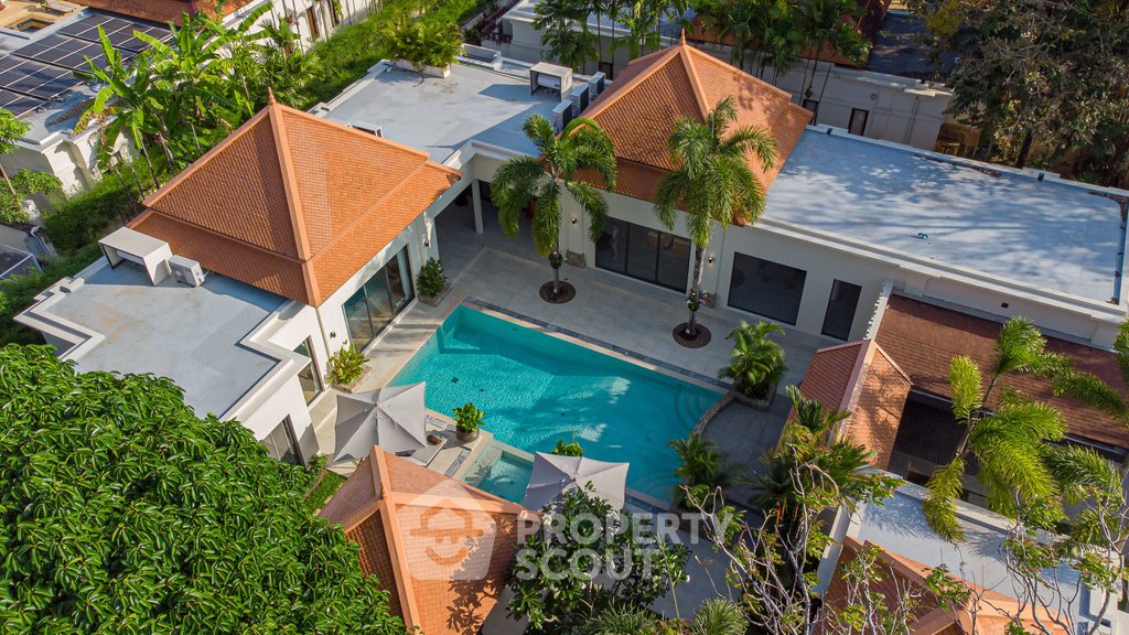 Villa in Choeng Thale, Phuket, Thailand 1 - 16615351