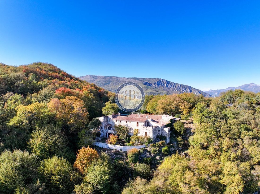House in Le Broc, Provence-Alpes-Côte d'Azur, France 4 - 16612446