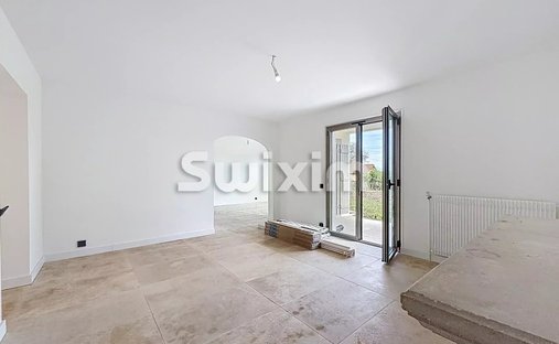 Castle for Sale in Grilly, Auvergne-Rhône-Alpes, France