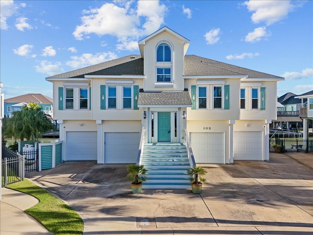House in Galveston, Texas, United States 5 - 16580788