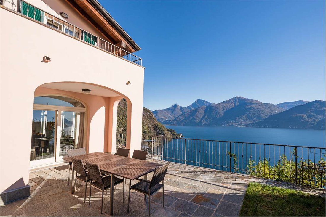 Villa in Plesio, Lombardy, Italy 5 - 16609594