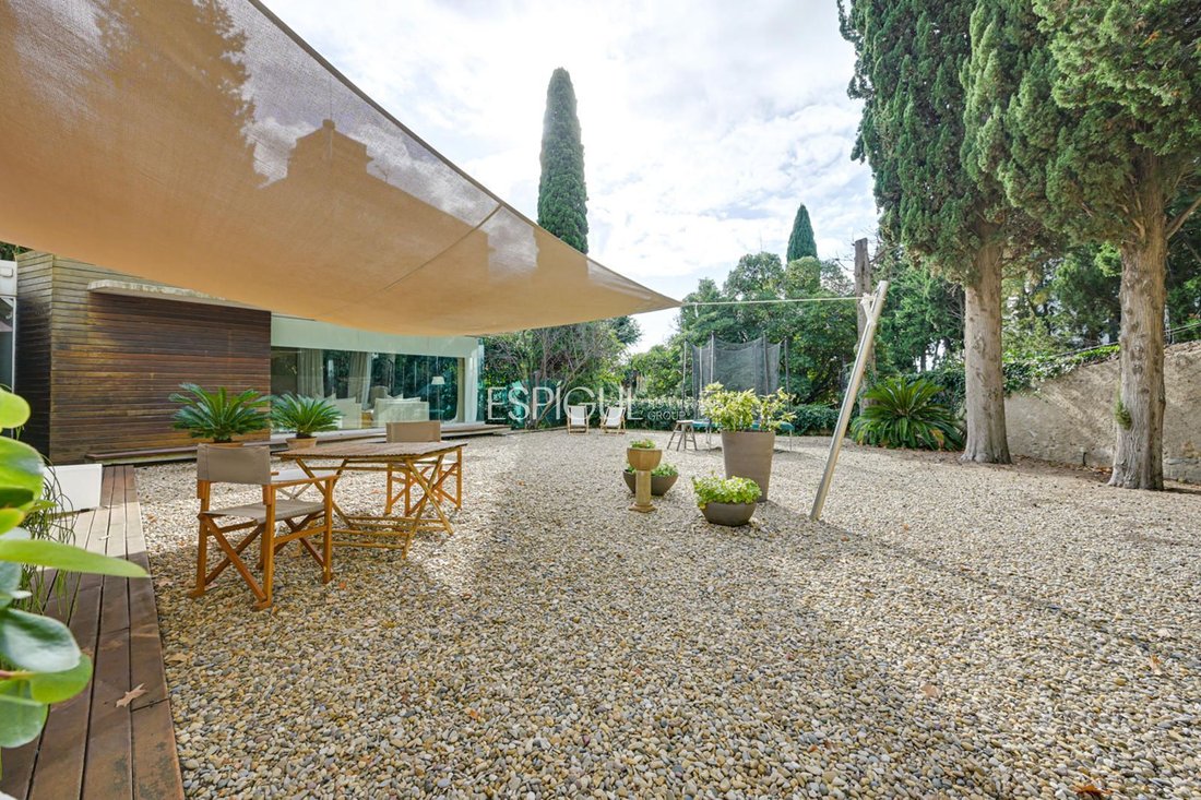 Villa in Tiana, Catalonia, Spain 3 - 16555933