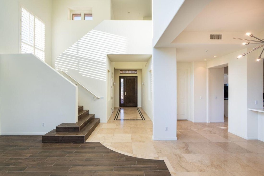 Scottsdale, Arizona, United States 5 - 16611054
