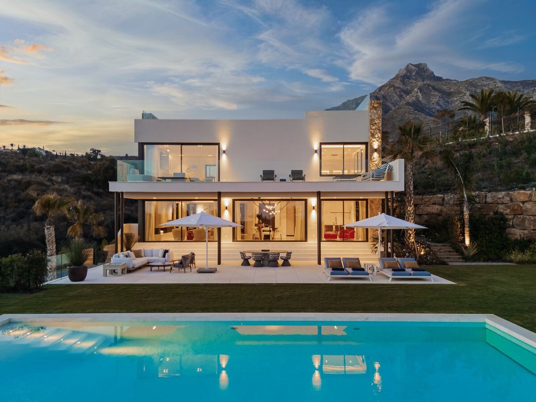 Villa in Marbella, Andalusia, Spain 5 - 16614018