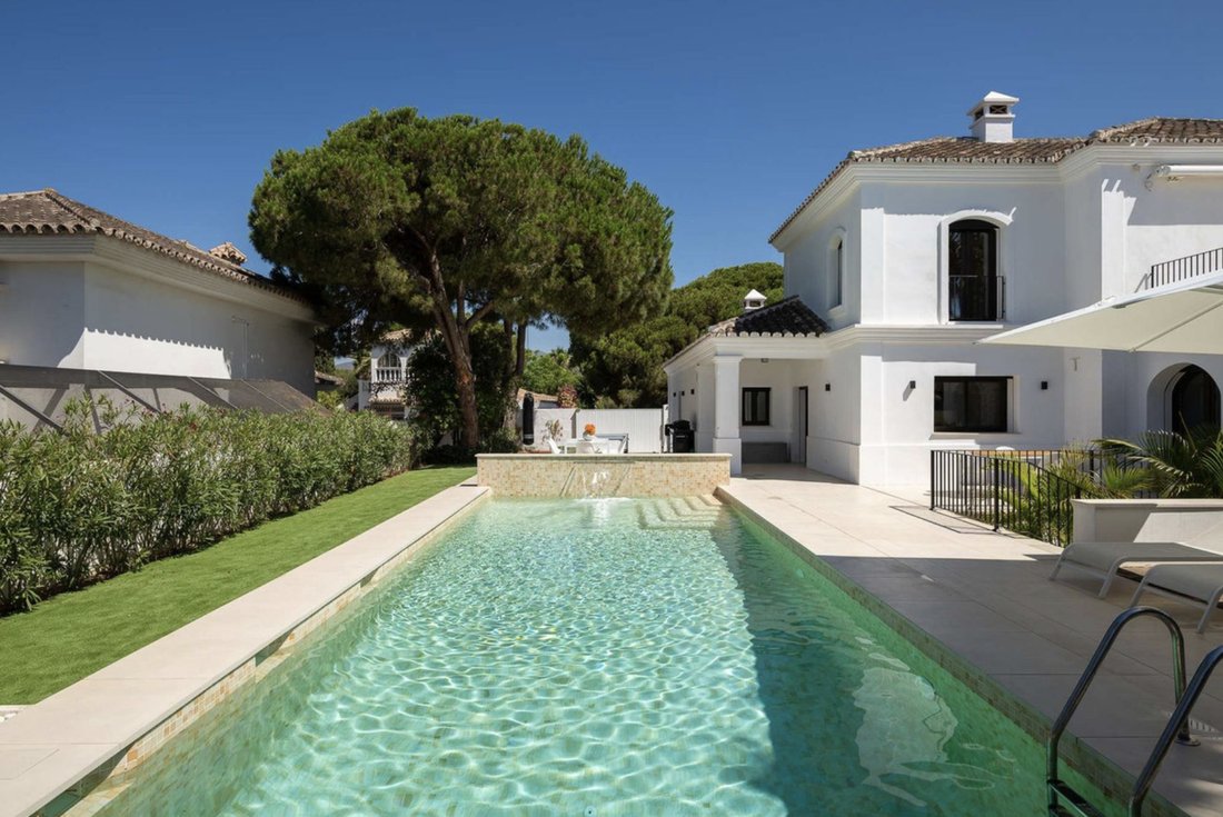 Villa in Marbella, Andalusia, Spain 2 - 16611184