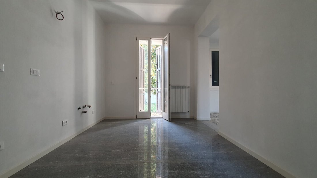 House in Mirandola, Emilia-Romagna, Italy 4 - 16610412