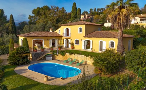 Villa in Collettes Bréguières-Les Vaux, Cagnes-sur-Mer, France 1