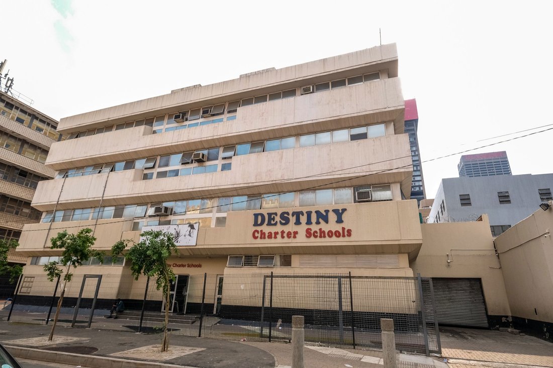 Apartment in Johannesburg, Gauteng, South Africa 1 - 16609539