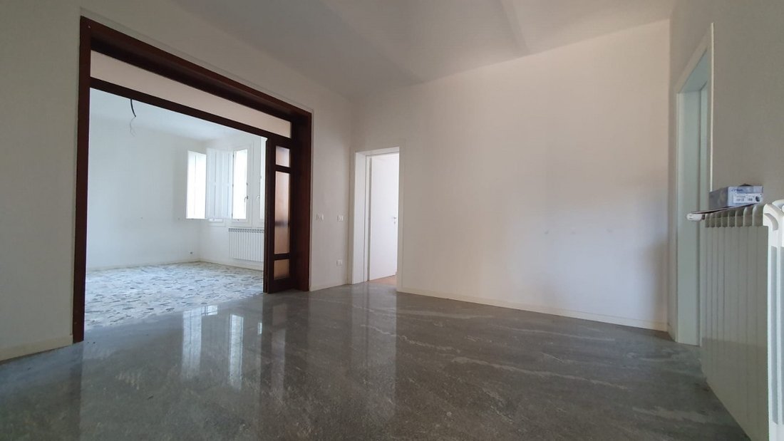 House in Mirandola, Emilia-Romagna, Italy 3 - 16610412