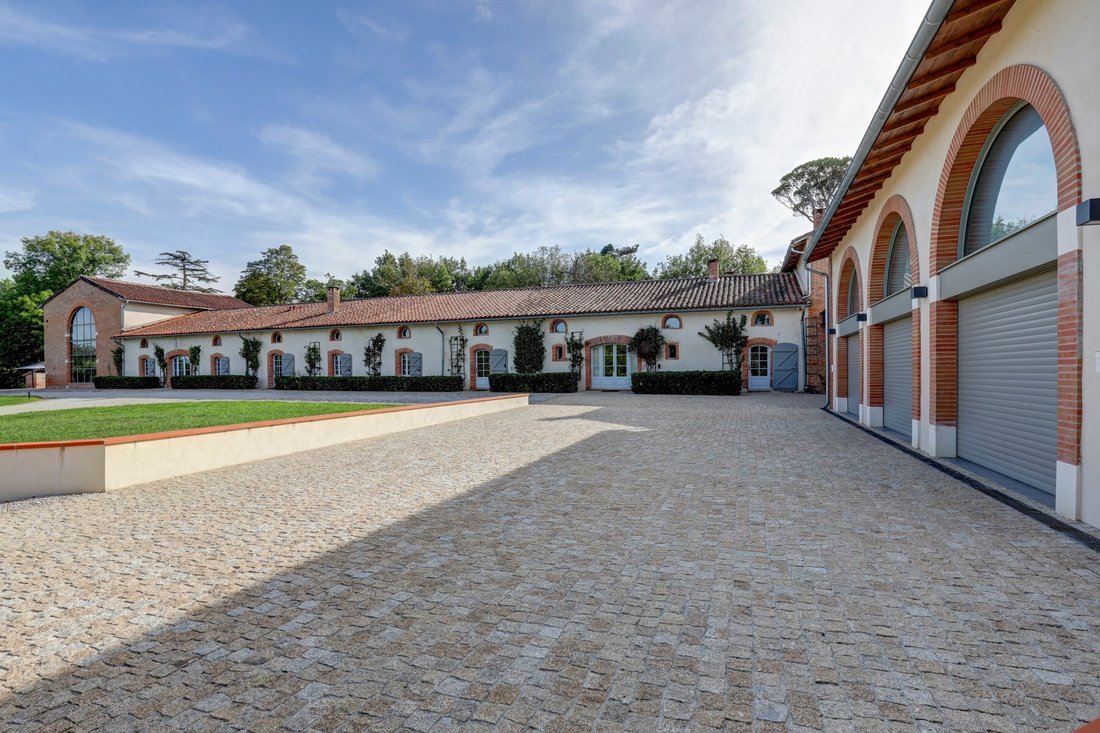 House in Verfeil, Occitania, France 1 - 16615168