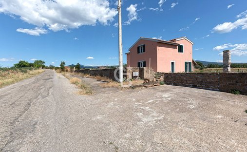 Castle for Sale in Viterbo, Lazio, Italy