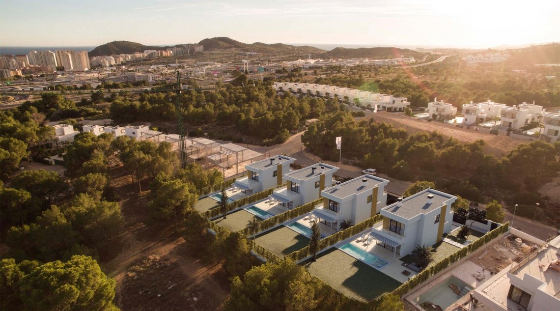 Villa in Finestrat, Valencian Community, Spain 3 - 16609791