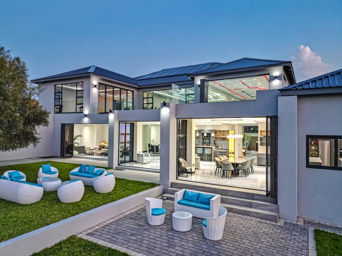 House in Midrand, Gauteng, South Africa 4 - 16614053
