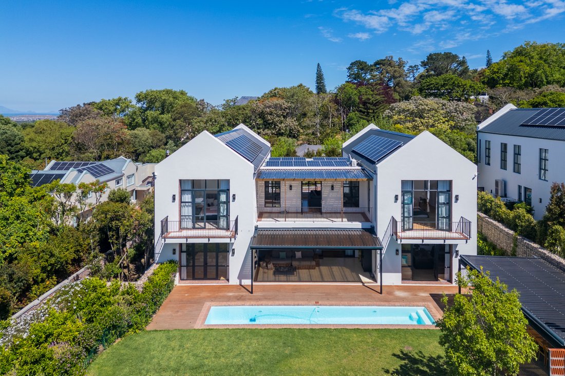 House in Scott Estate, Cape Town, South Africa 1 - 16610504