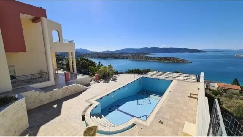 Villa in Megara, Attica, Greece 1 - 16613735