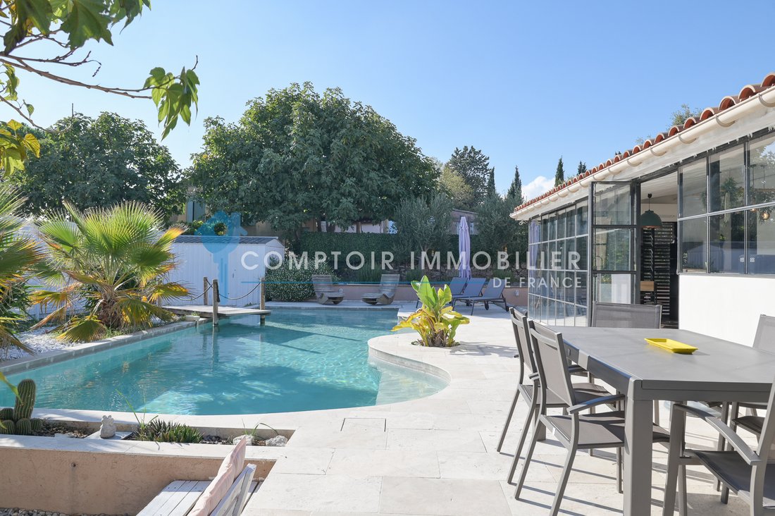 House in Centre Nord, Apt, France 2 - 16609188