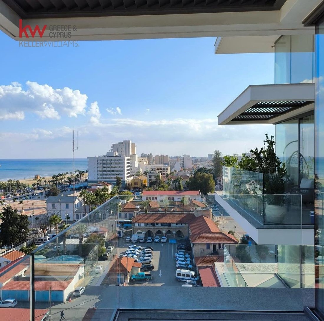 Apartment in Larnaca, Larnaca, Cyprus 1 - 13595738