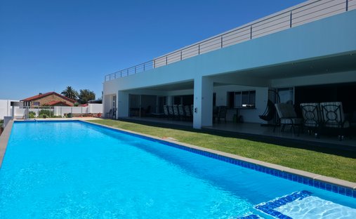 House in Jeffreys Bay, Eastern Cape, South Africa 1