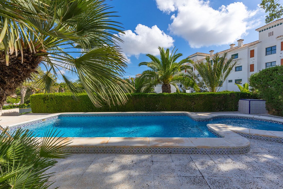 Villa in Orihuela, Valencian Community, Spain 2 - 16609205