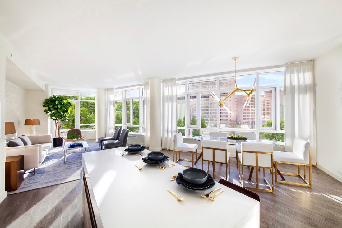 Condo in New York, New York, United States 1 - 16614290