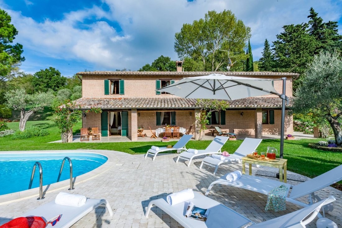Estate in Gadana - Trasanni - Cavallino, Urbino, Marche 1 - 16613241