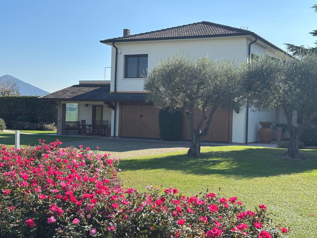 Villa in Vò, Veneto, Italy 4 - 16614967