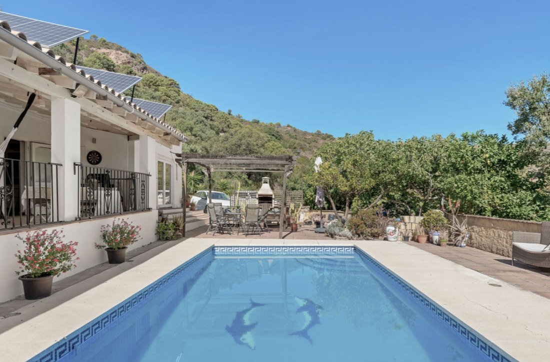 Villa in Estepona, Andalusia, Spain 4 - 16611129