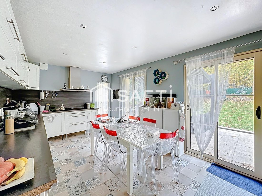 House in Boisemont, Ile-de-France, France 5 - 16613346