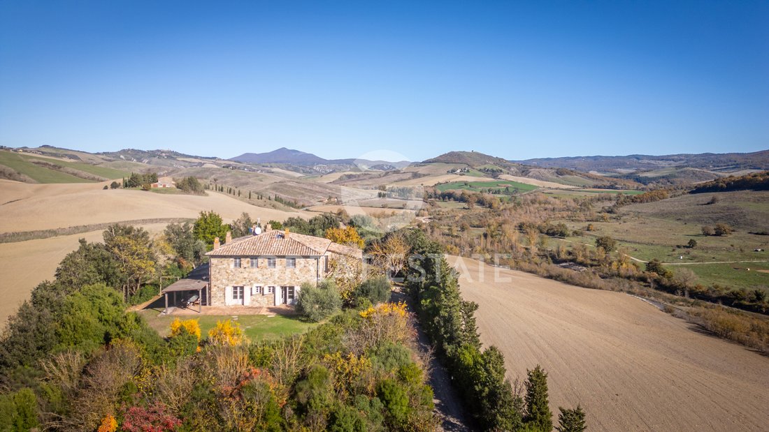 Estate in Celle sul Rigo, Tuscany, Italy 1 - 16609198