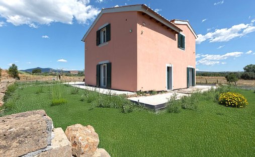 Castle for Sale in Viterbo, Lazio, Italy
