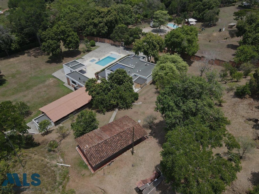 Finca in San Jerónimo, Antioquia, Colombia 2 - 16615494