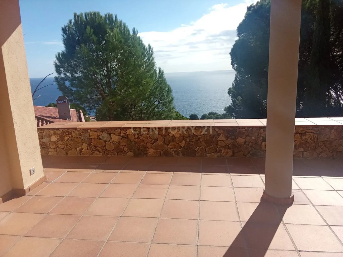 Villa in Sant Feliu de Guixols, Catalonia, Spain 4 - 16613069