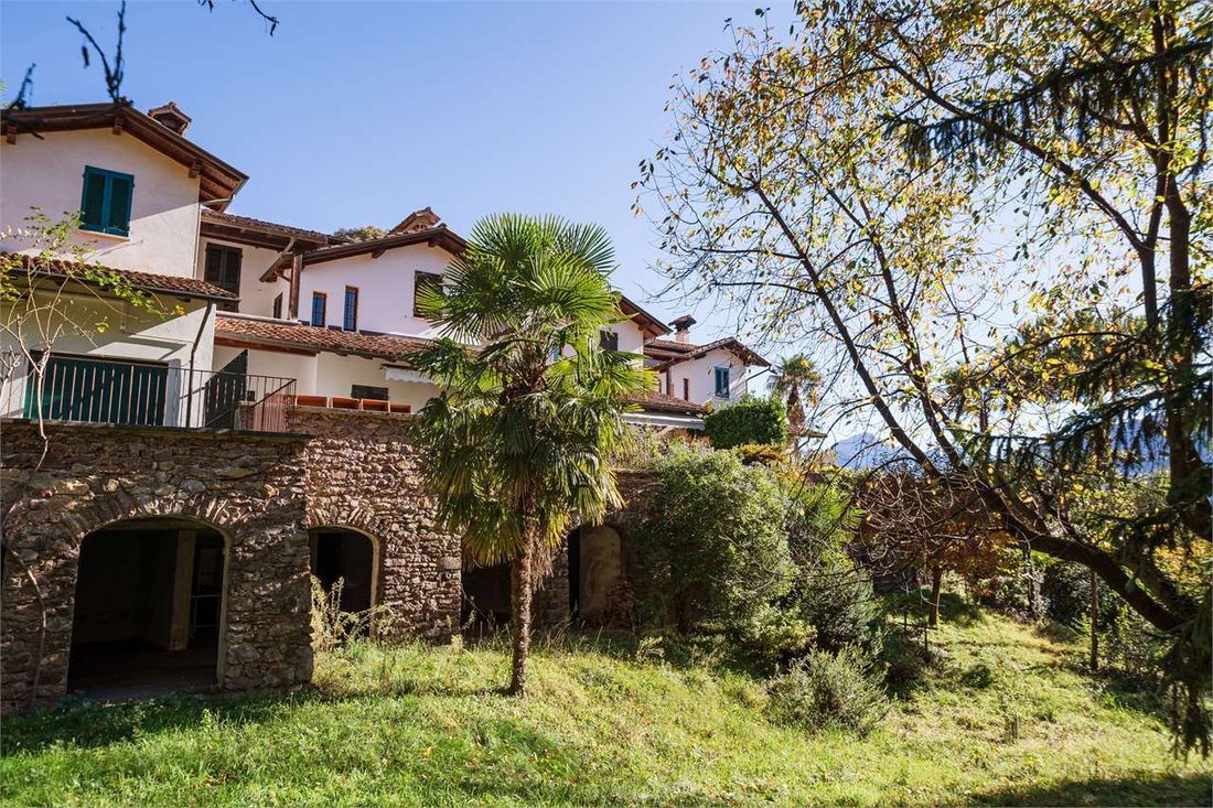 Villa in Tremezzina, Lombardy, Italy 1 - 16609582