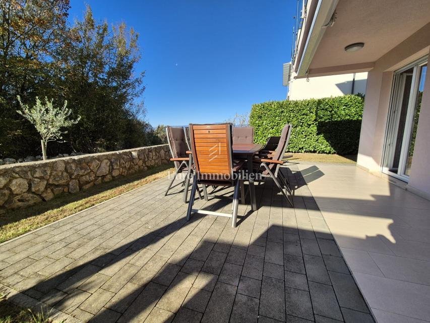 Apartment in Njivice, Primorje-Gorski Kotar County, Croatia 5 - 16611263