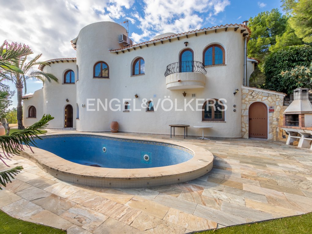 Villa in Altea, Valencian Community, Spain 1 - 11745073