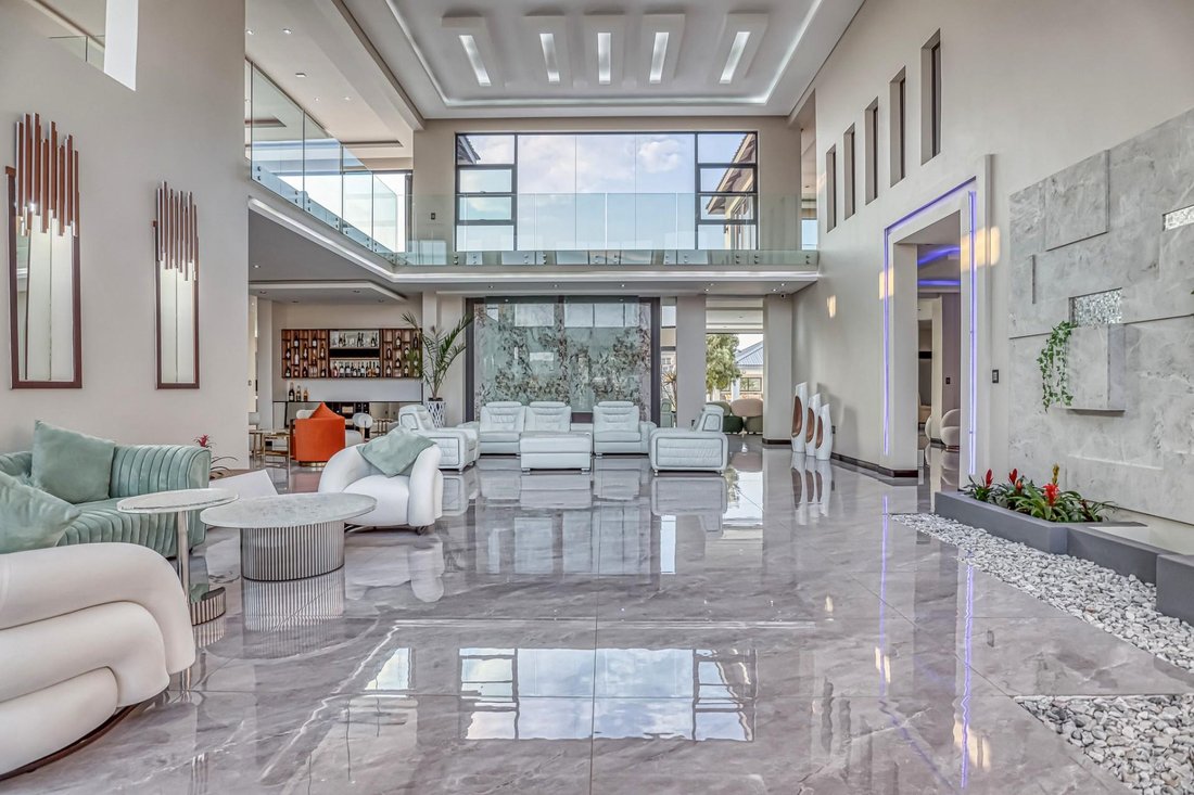 House in Midrand, Gauteng, South Africa 5 - 16614053