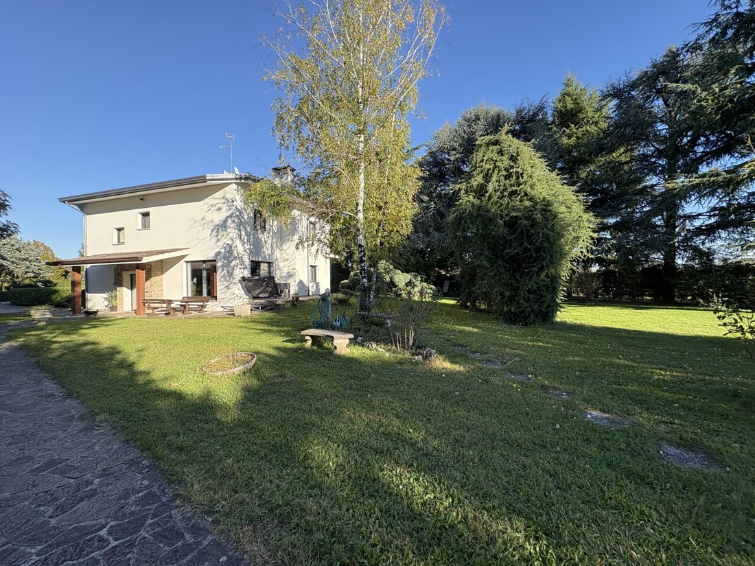 House in Cussignaco, Udine, Friuli – Venezia Giulia 1 - 16610382