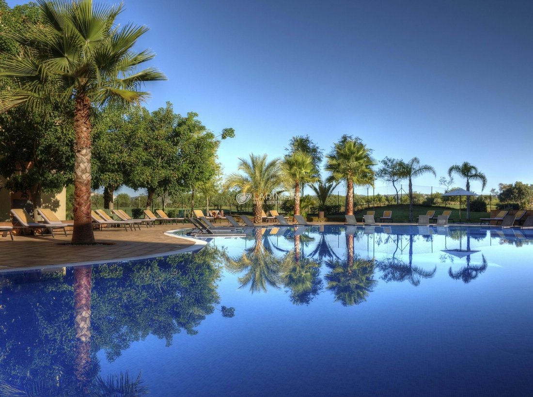 Apartment in Vilamoura, Quarteira, Algarve 1 - 16612156