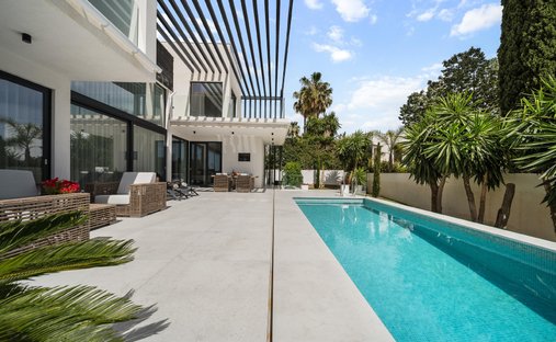 Villa en Elviria-Cabopino, Marbella, España 1