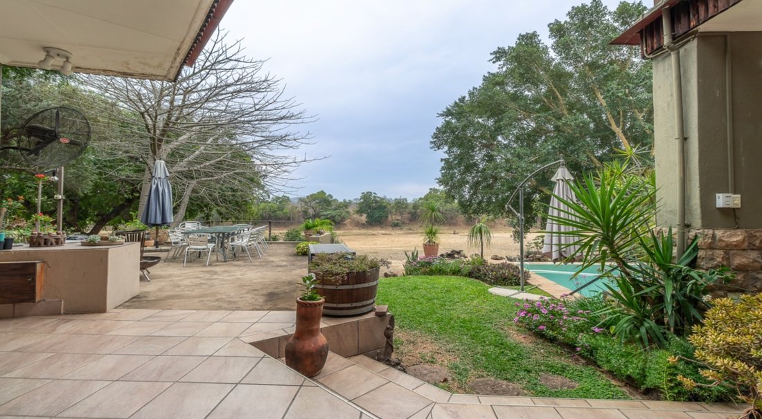 House in Malelane, Mpumalanga, South Africa 5 - 16610513