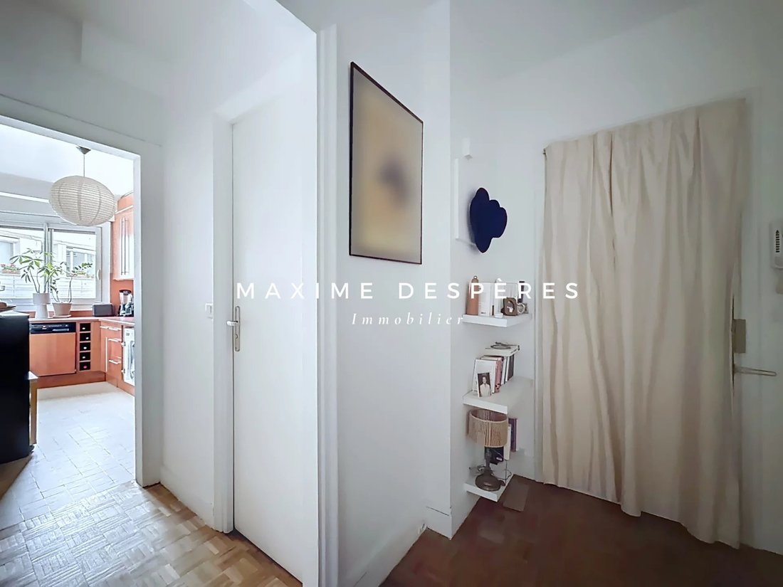 Apartment in Saint James-Général Koenig, Neuilly-sur-Seine, France 5 - 16612526