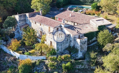 House in Le Broc, Provence-Alpes-Côte d'Azur, France 1