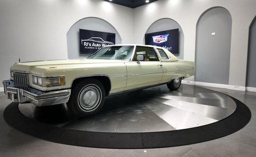 500 V8  Factory A/C  Upgraded Air Ride Suspension! in Clearwater, United States 1