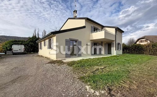 Castle for Sale in Grilly, Auvergne-Rhône-Alpes, France