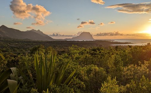 Land in Black River, Rivière Noire District, Mauritius 1