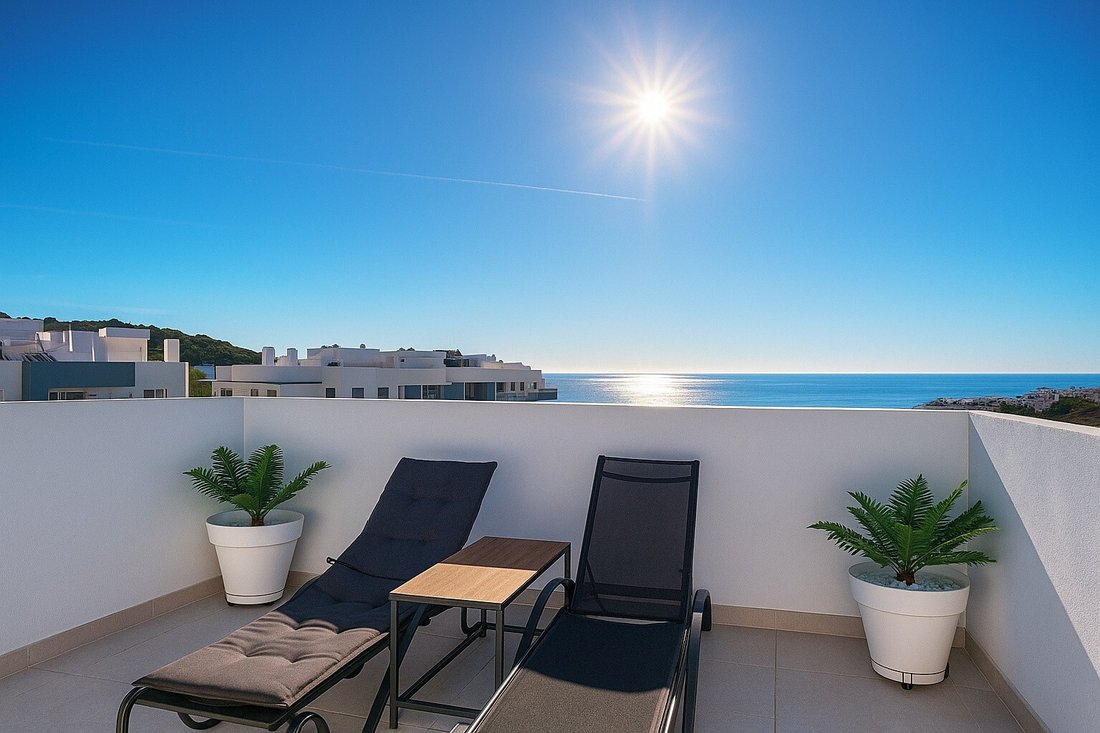 Penthouse in Buenas Noches, Estepona, Spain 1 - 16615459