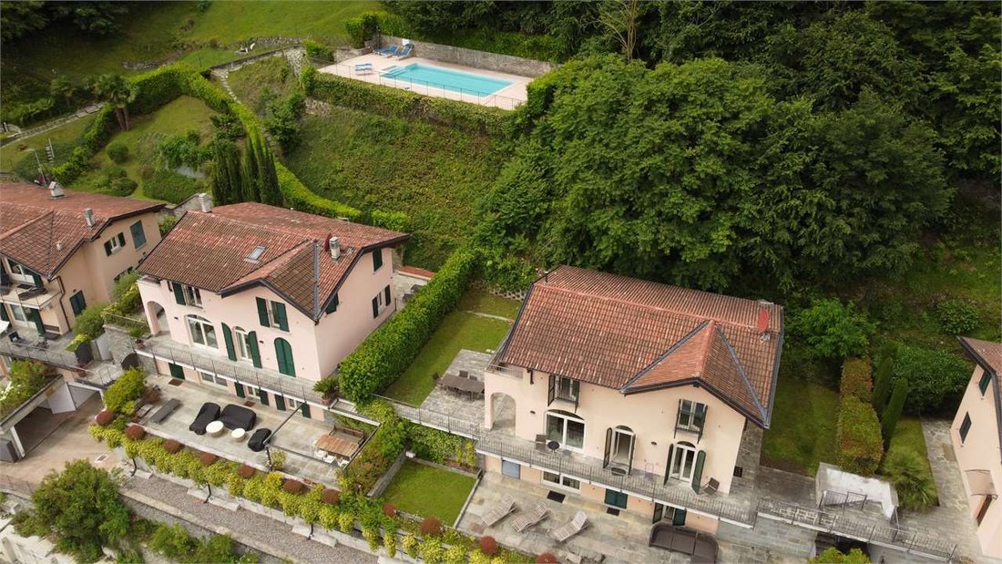 Villa in Plesio, Lombardy, Italy 3 - 16609594