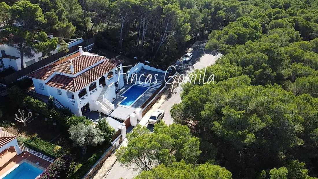 Chalet in es Mercadal, Balearic Islands, Spain 3 - 16613722