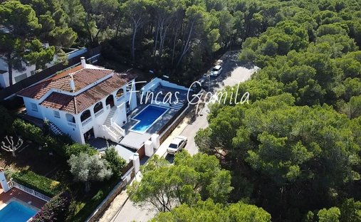Chalet in es Mercadal, Balearic Islands, Spain 1
