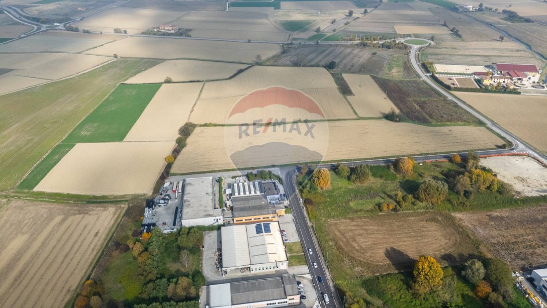 Land in Viadana, Lombardy, Italy 5 - 16610031